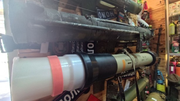 Foto - Ukrayna'da Rus silahları satışa çıkarıldı