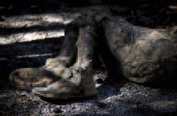 Foto - Ukrayna'dan dehşete düşüren görüntüler! Gömüldükleri yerden çıkarılıyorlar