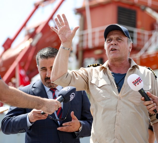 Foto - Ukrayna'dan gelen gemi, Derince Limanı'na ulaştı! 'Tüylerim diken diken oldu'