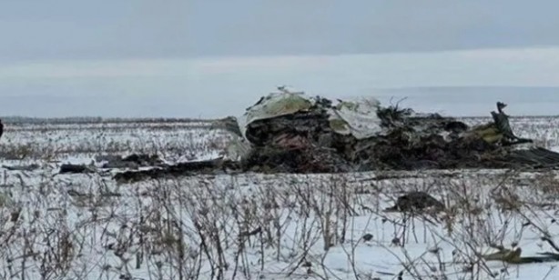 Foto - Ukraynalı esirleri taşıyan uçak nasıl düştü? Putin'den flaş iddia: "Kesin tespit edildi" diyerek açıkladı