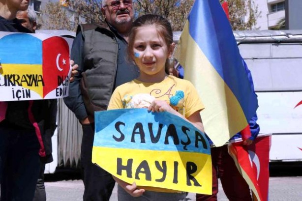 Foto - Ukraynalılar gözyaşlarıyla Samsun'dan dünyaya seslendi