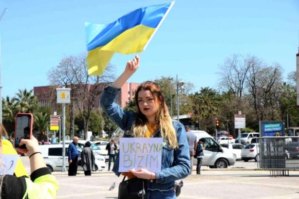 Foto - Ukraynalılar gözyaşlarıyla Samsun'dan dünyaya seslendi
