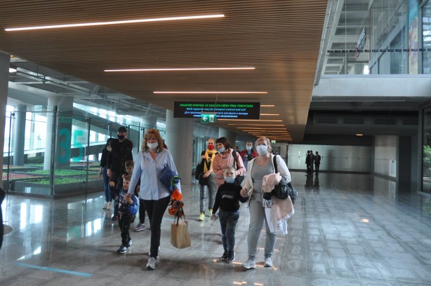 Foto - Ukraynalılar Türkiye'ye gelmeye başladı