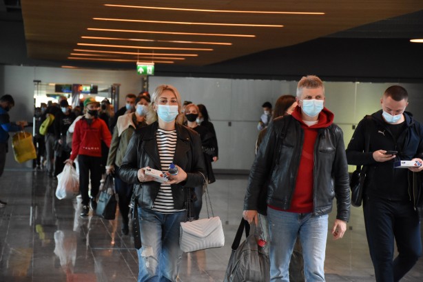 Foto - Ukraynalılar Türkiye'ye gelmeye başladı