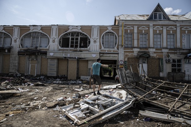 Ukrayna'nın Donetsk bölgesinde Rus hava saldırıları arttı