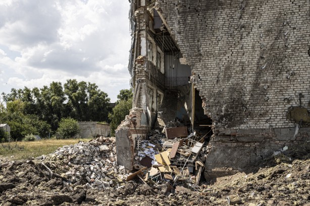 Foto - Ukrayna'nın Donetsk bölgesinde Rus hava saldırıları arttı