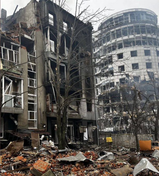 Foto - Ukrayna'nın ikinci büyük şehri Kharkiv harabeye döndü 