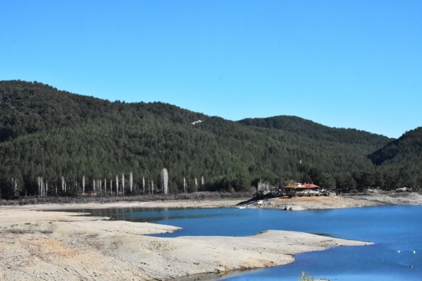 Ula Göleti'nde su seviyesinde düşüş