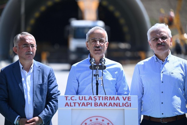 Ulaştırma Bakanı tarih verdi Bolu Dağı Tüneli’nde sona doğru