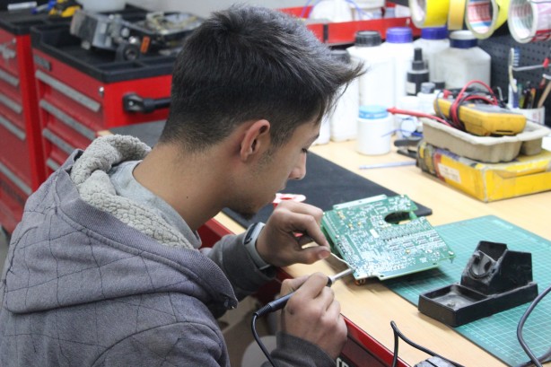 Foto - Ülke ekonomisine katkısı büyük! Kendisi üretip dünyaya pazarlıyor