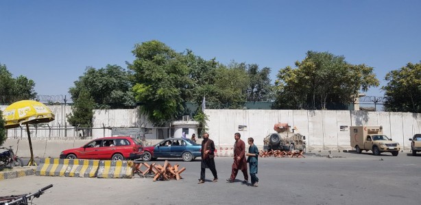 Foto - Ülke fena halde karıştı! Taliban'dan flaş talimat