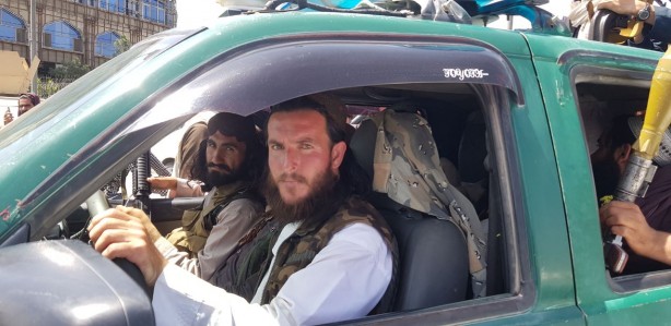 Foto - Ülke fena halde karıştı! Taliban'dan flaş talimat