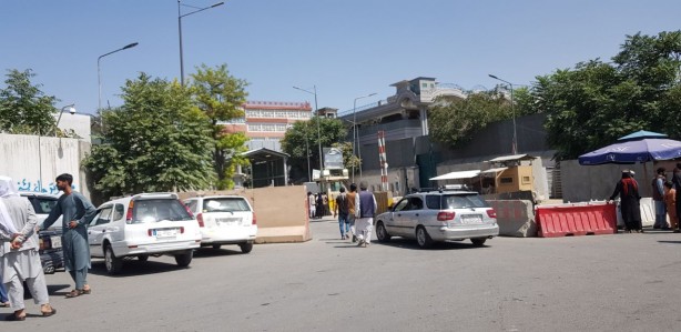 Foto - Ülke fena halde karıştı! Taliban'dan flaş talimat