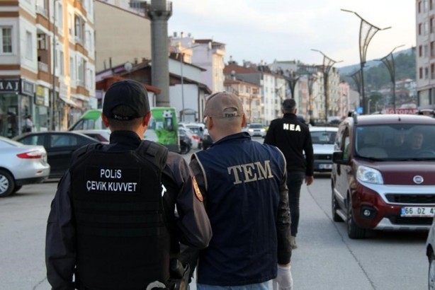 Foto - Ülke genelinde 'Huzurlu Sokaklar ve Terör Suçları Uygulaması'