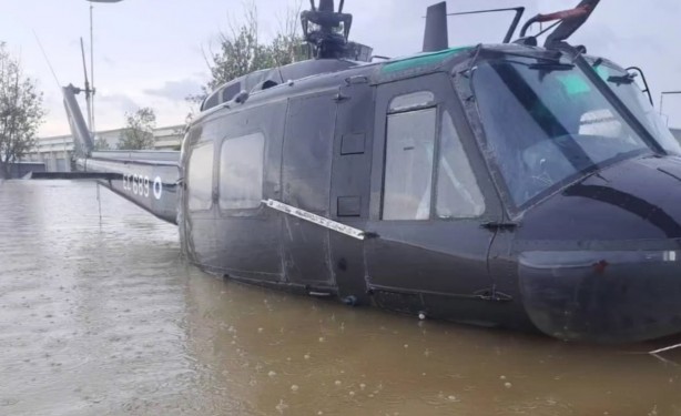 Foto - Ülke şokta! Türkiye'yi vurmak için aldıkları savaş helikopterleri artık yok