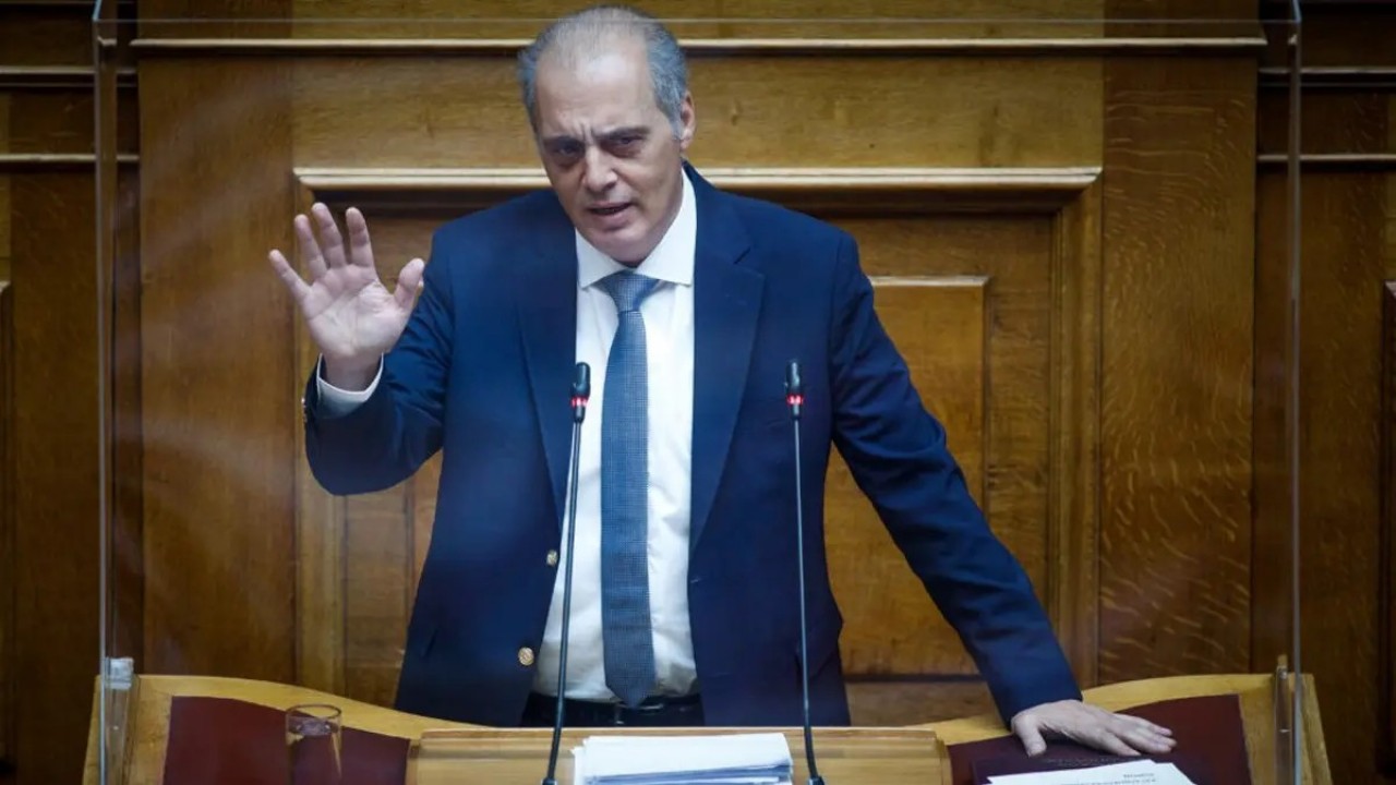Ülke yetkililerine isyan etti: Bile bile saatli bomba inşa ettik, Türkiye gelip ilk orayı vuracak
