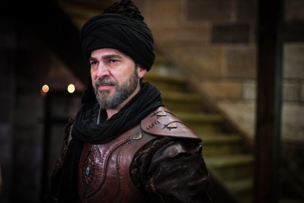 Ülkede yayınlanmaya başlamıştı! Afganistan'da Çukur dizisine tepki