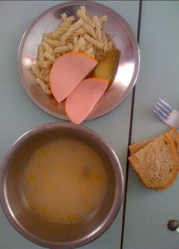 Foto - Ülkelere göre çocukların öğle yemekleri 