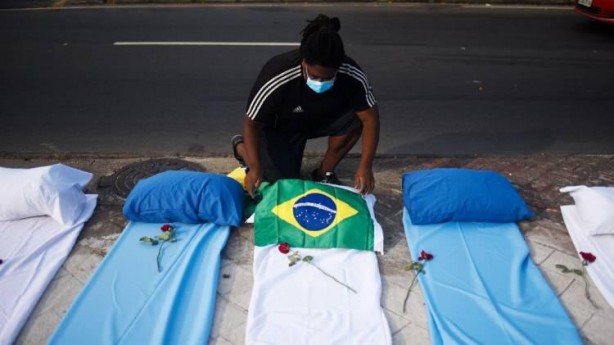 Foto - Ülkelerin 3. doz aşı kararları