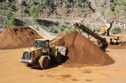 Foto - Ülkelerinde dev maden yatakları var! Resmen fışkırıyor... Komşu Türkiye'ye beklenmedik teklifi yaptı