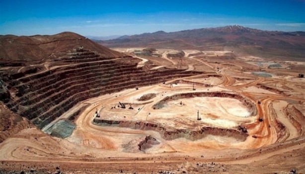 Foto - Ülkelerinde dev maden yatakları var! Resmen fışkırıyor... Komşu Türkiye'ye beklenmedik teklifi yaptı