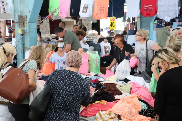 Foto - 'Ülkemiz pahalı' diyerek Edirne'ye akın ettiler