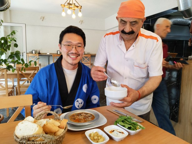 Foto - Ülkemizi beğenmeyenlere duyurulur! Japonya'dan geldi bakın nereye yerleşti