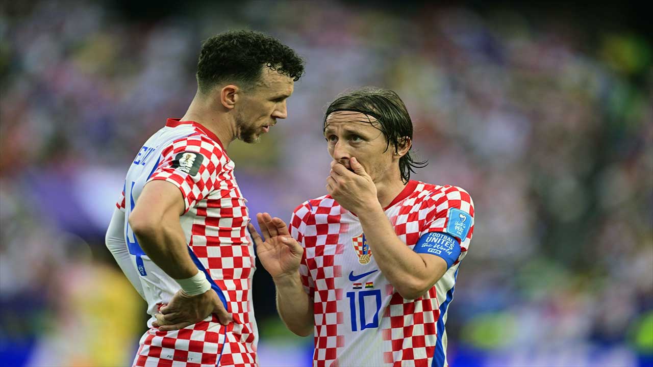Ülkesi son 32'ye kaldı! 40'lık Luka Modric takdir topladı