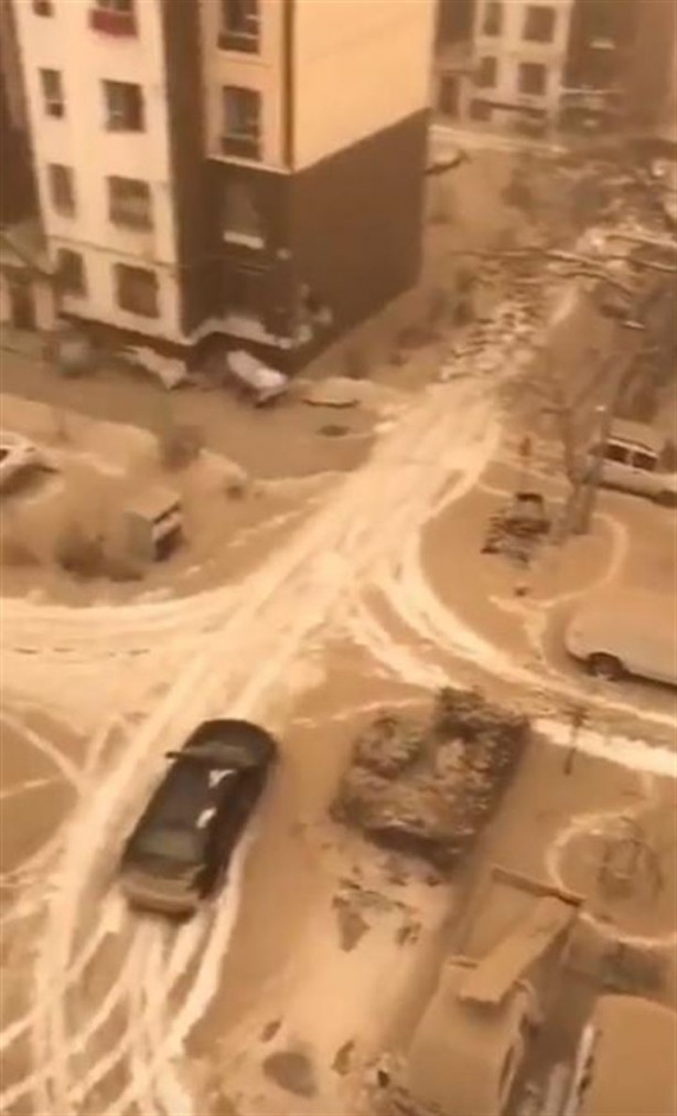 Foto - Ülkeye sarı kar yağdı