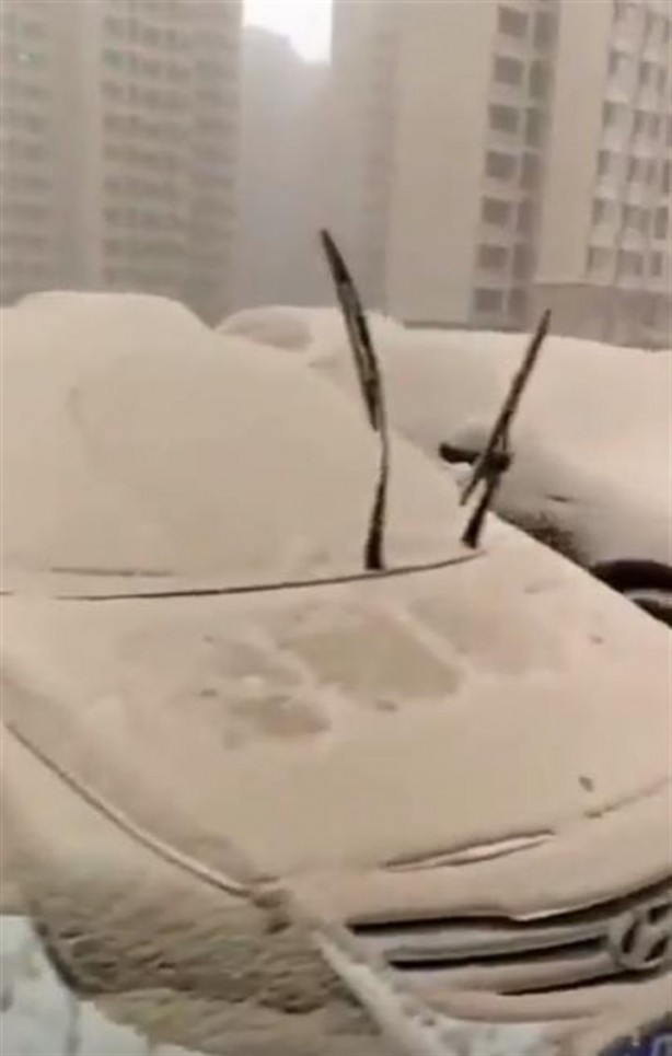 Foto - Ülkeye sarı kar yağdı