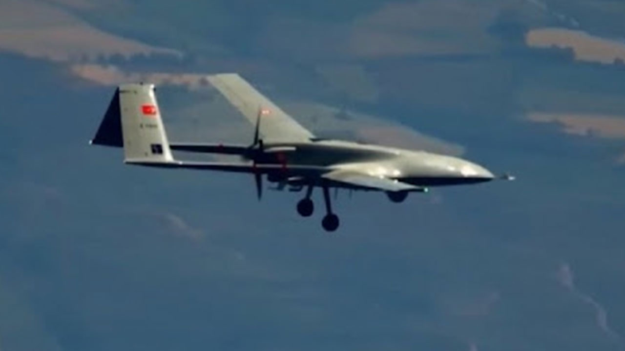 Foto - Ülkeyi kurtarmak için Türkiye'den acil olarak 6 adet TB2 SİHA aldılar