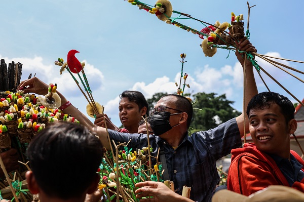 Foto - Ulu Cami doldu taştı! Bakın Endonezya’da bayram nasıl kutlanıyor