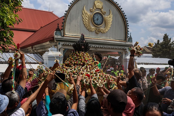 Foto - Ulu Cami doldu taştı! Bakın Endonezya’da bayram nasıl kutlanıyor
