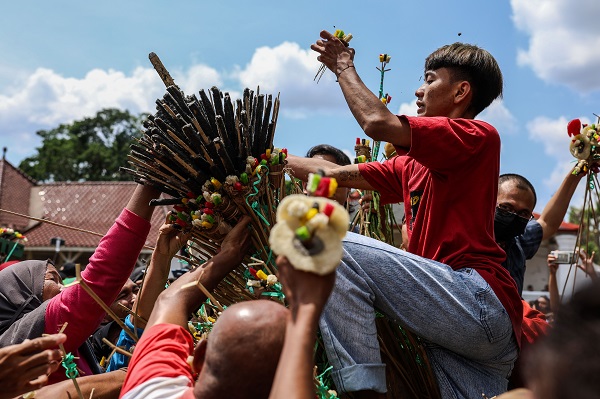 Foto - Ulu Cami doldu taştı! Bakın Endonezya’da bayram nasıl kutlanıyor