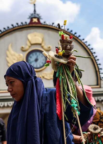 Foto - Ulu Cami doldu taştı! Bakın Endonezya’da bayram nasıl kutlanıyor