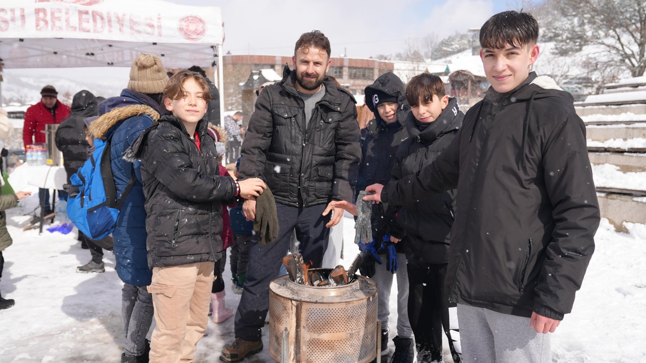 Foto - Uludağ dolunca rotayı oraya çevirdiler: Kar Festivalinde Unutulmaz Anlar!