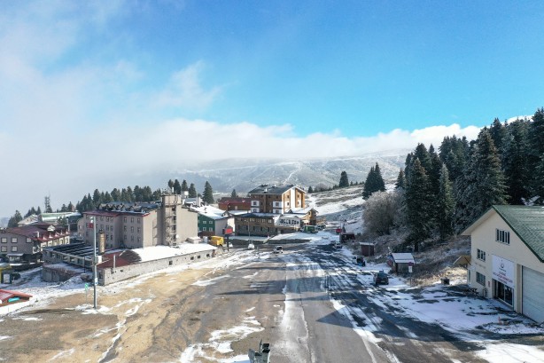 Foto - Uludağ kar yağışıyla beyaza büründü