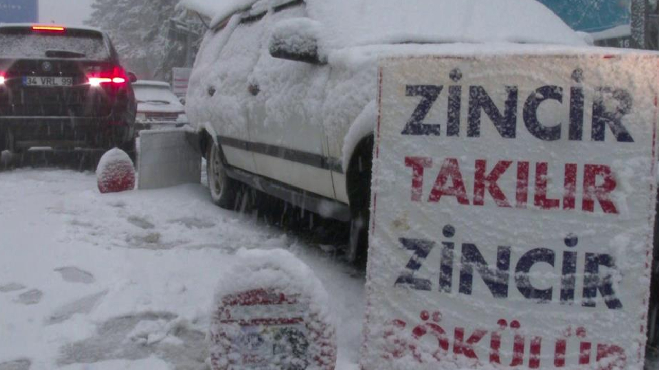 Foto - Uludağ’a gidenler dikkat! Zincirsiz araç girişi yasaklandı