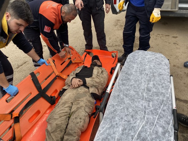 Foto - Uludağ'da 12 saatlik can pazarı