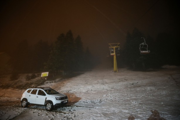 Foto - Uludağ'da kar yağışı başladı!