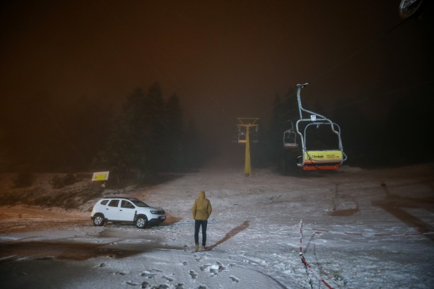 Foto - Uludağ'da kar yağışı başladı!