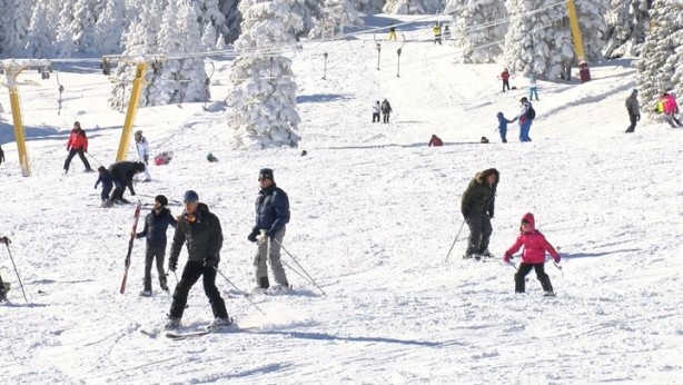 Foto - Uludağ'da tatilci yoğunluğu yaşanıyor