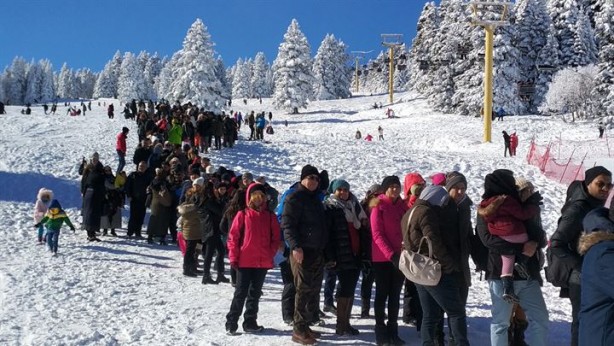 Foto - Uludağ'da tatilci yoğunluğu yaşanıyor