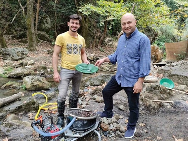 Foto - Uludağ'ın eteklerini karış karış arayıp avuç avuç altın topluyorlar! Servet kazanıyorlar