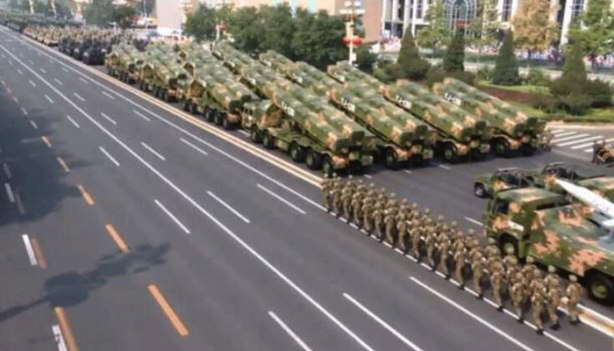 Foto - Uluslararası ajanslar "dünya savaşı kapıda" dedi! Çin'den 3 dakika boyunca füze yağmuru