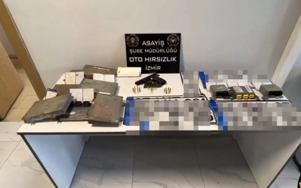 Foto - Uluslararası 'change' şebekesine İzmir merkezli operasyon