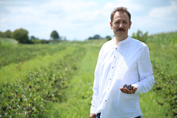 Foto - Umduğundan fazla üretti ihracata hazırlanıyor! Kanser hastası babası için yetiştirdi