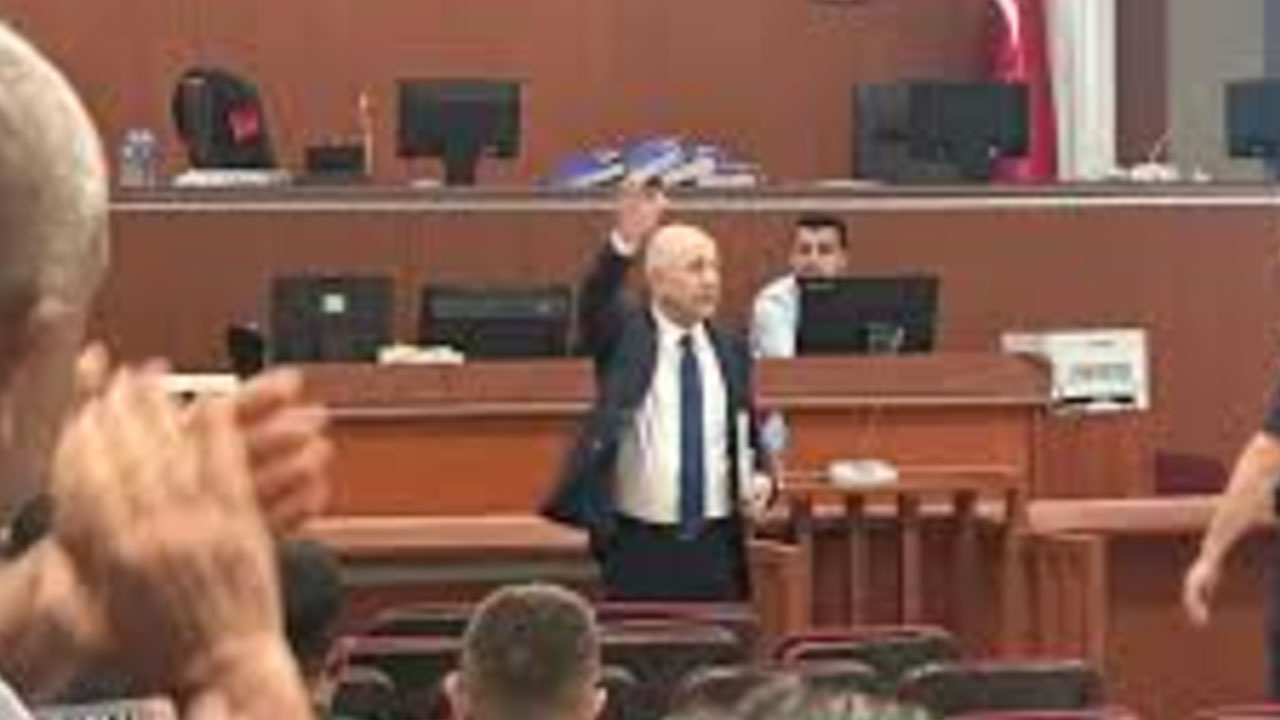 Ümit Özdağ bu lafın altından kalkamaz