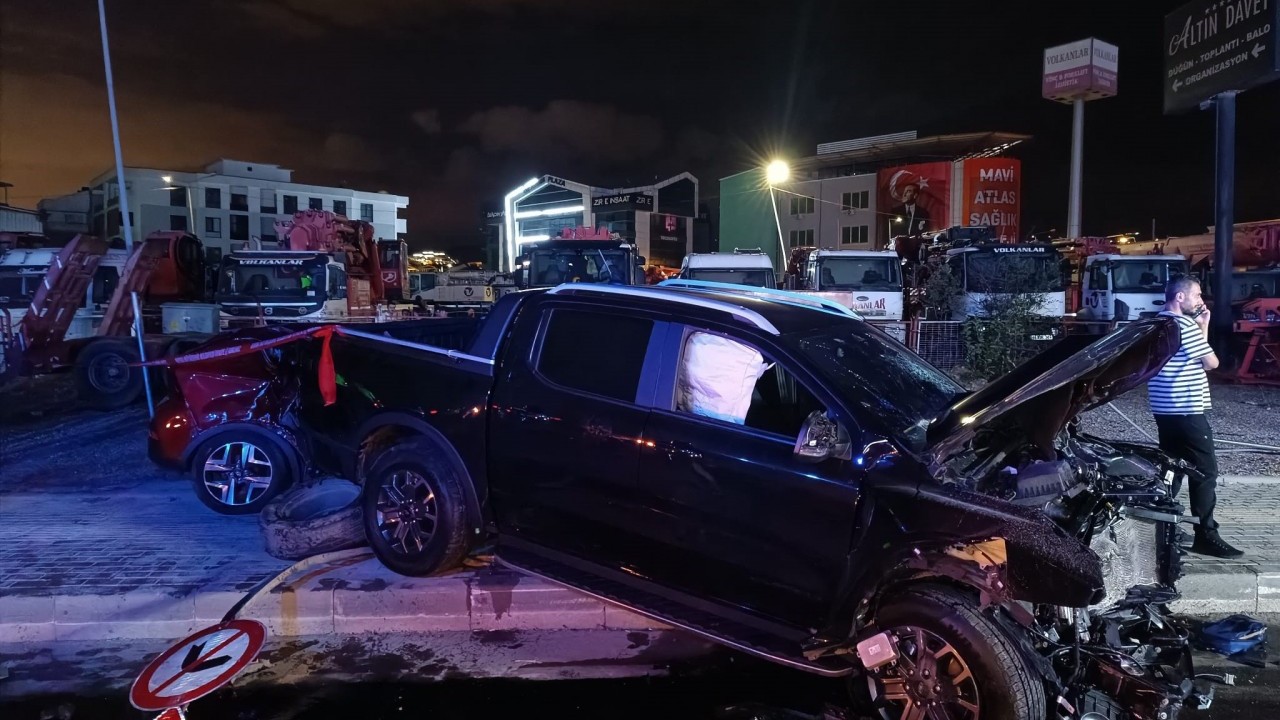 Foto - Ümit Özdağ ve Özgür Özel gibiler hala ‘ucuzlatacağız’ diyor! Alkol illeti yine yaptı yapacağını