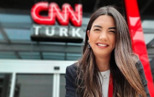 Foto - Umre fotoğrafı gündeme oturan Fulya Öztürk isyan etti